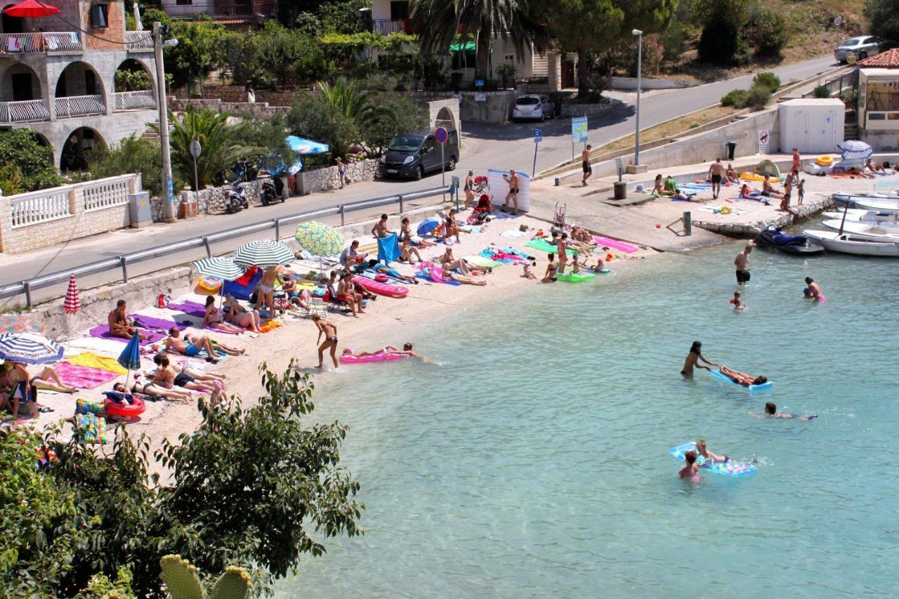 Apartments By The Sea Mavarstica, Ciovo - 12696 Trogir Exterior foto