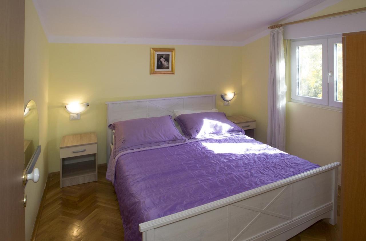 Apartments By The Sea Mavarstica, Ciovo - 12696 Trogir Exterior foto